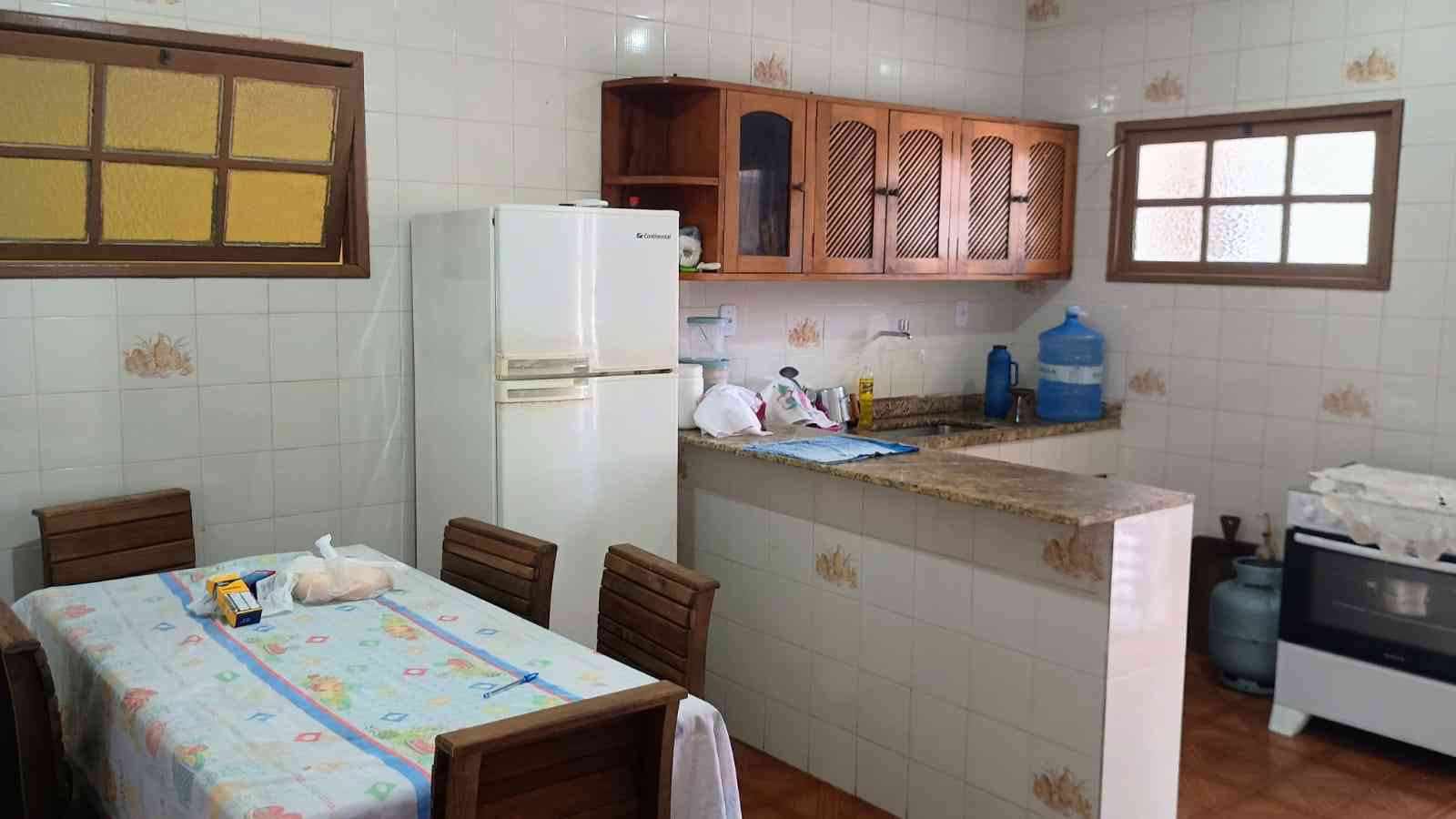 Casa em Marataizes com Dois Pavimentos