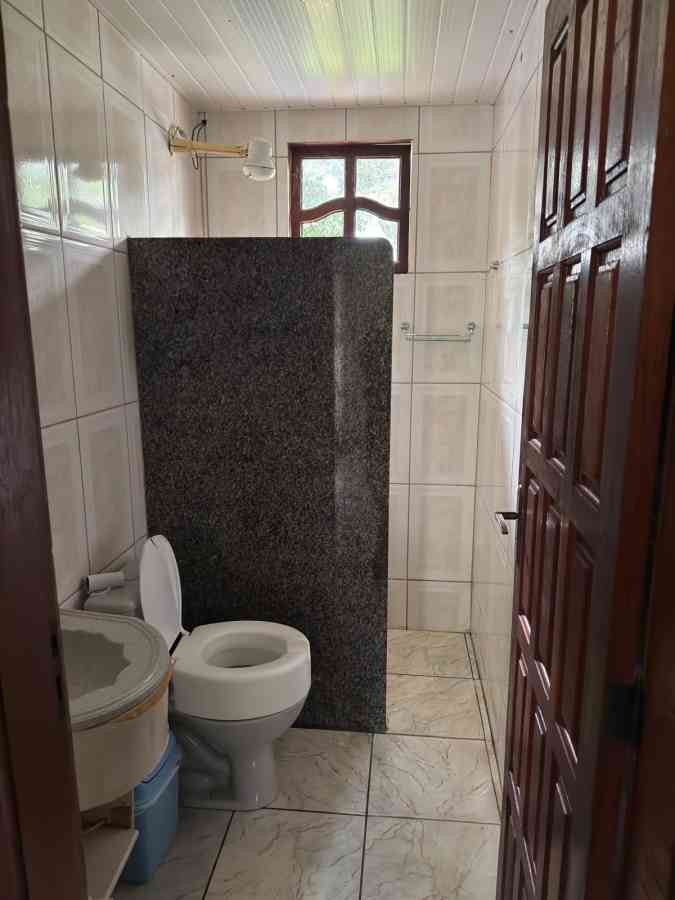 Propriedade com 2 Casas e 5.000 m² de Terreno à Venda em Pombal de Cima