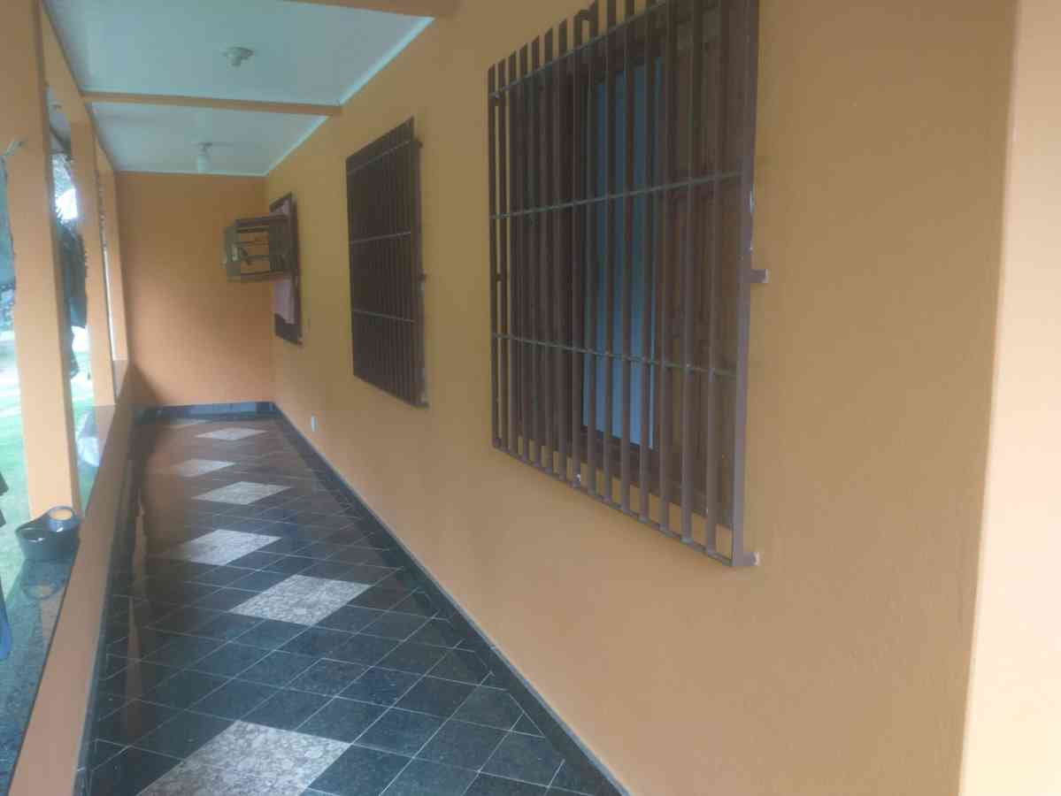Casa Principal mais Casa de Caseiro