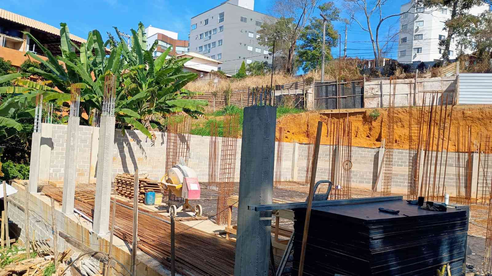 Apartamento na Planta em Iriri