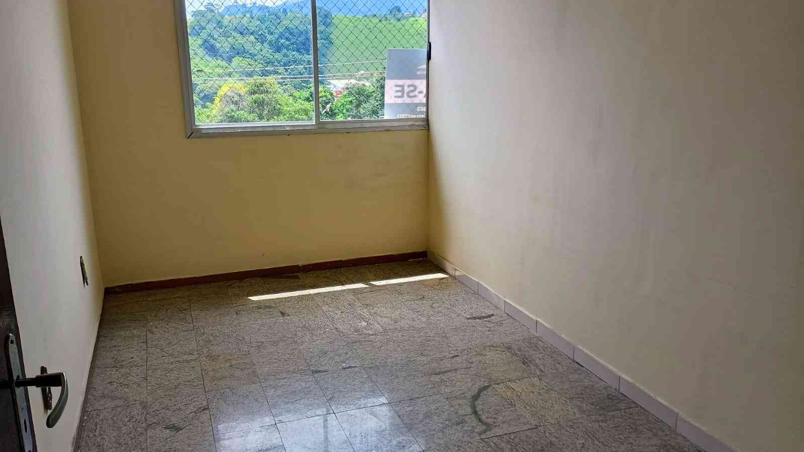 Apartamento com Ponto Comercial