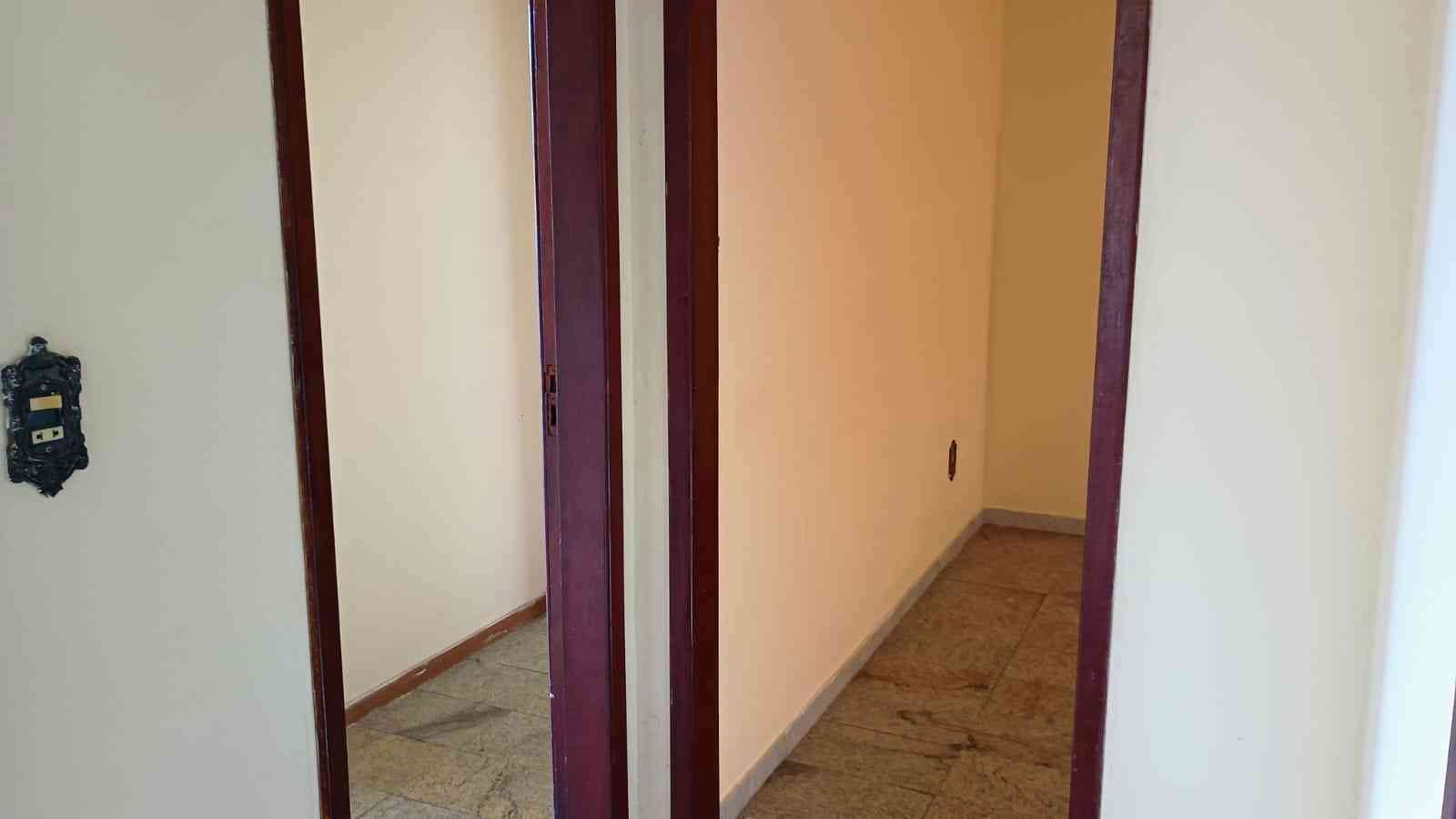 Apartamento com Ponto Comercial