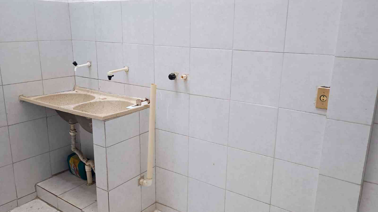 Apartamento com Ponto Comercial