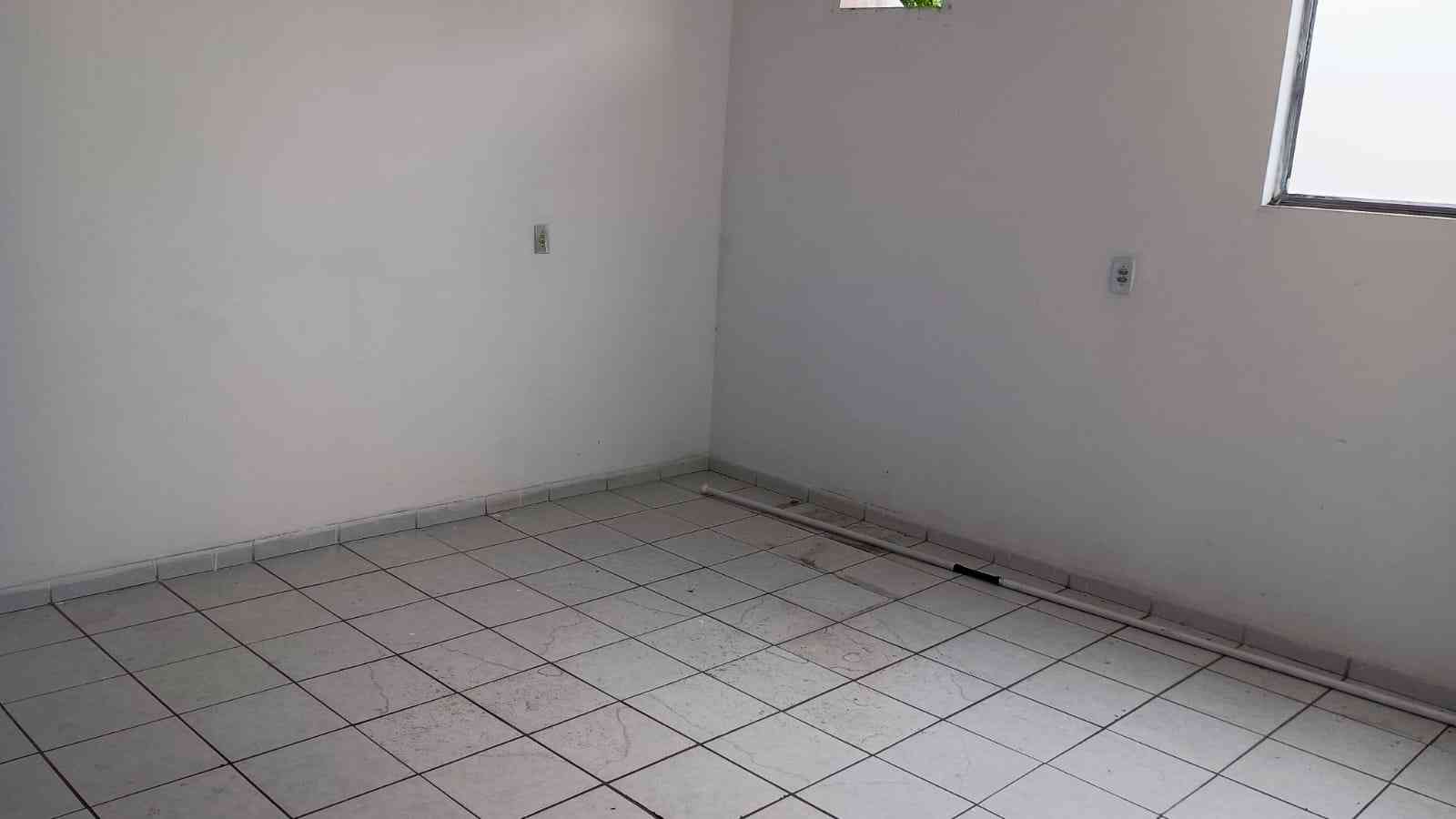 Apartamento com Ponto Comercial