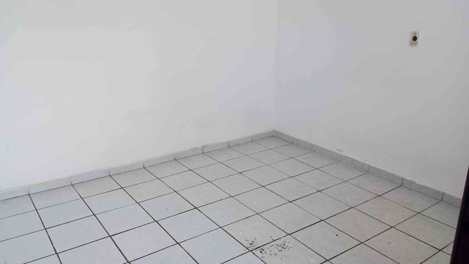 Apartamento com Ponto Comercial
