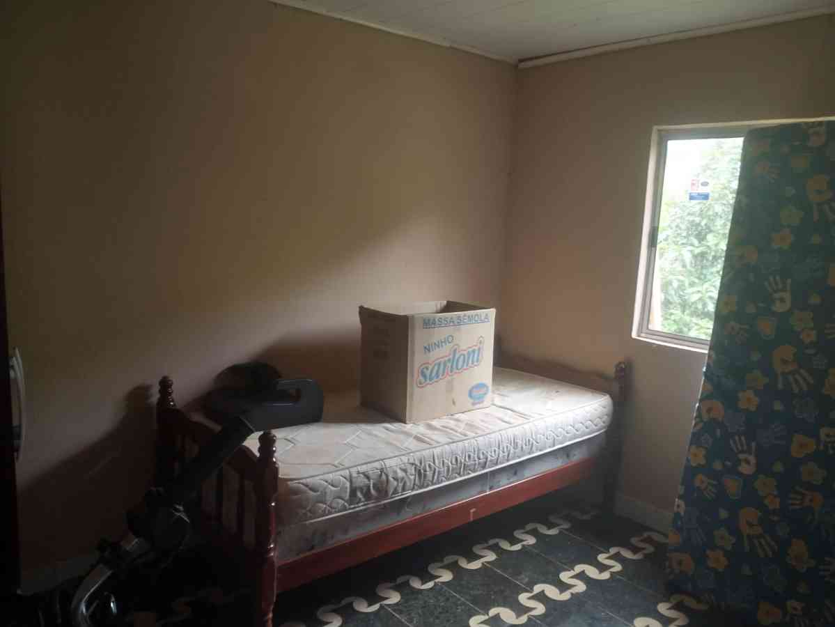 Terreno com Lagoa e Piscina